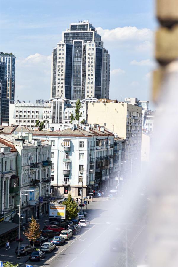 Freedom Apartments In City Center Kijev Kültér fotó